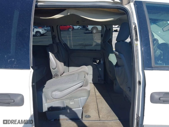 2006 Dodge Grand Caravan SE with VIN 1D4GP24E36B707878, listed as a IAAI auction lot 41853417 with 302,856 mi miles. Bid and sale history available at carsss.com. Image 8.