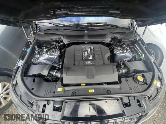 2018 Land Rover Range Rover Sport HSE Dynamic with VIN SALWV2SV4JA409879, listed as a Copart auction lot 53682555 with 127,955 mi miles and Clean Title. Bid and sale history available at carsss.com. Image 9.