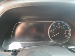 2020 Nissan LEAF z VIN 1N4BZ1BP8LC311473, wystawiony jako Copart lot #39809533 z przebiegiem Nie podano mil oraz . Historia ofert i sprzedaży dostępna na DreamBid. Obrazek 9.