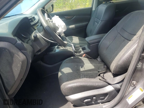 2020 Nissan Rogue S with VIN 5N1AT2MV0LC779539, listed as a Copart auction lot 46465595 with 82,641 mi miles and Salvage Title. Bid and sale history available at DreamBid. Image 7.
