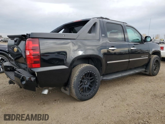 2012 Chevrolet Avalanche LTZ with VIN 3GNTKGE75CG211935, listed as a Copart auction lot 76454444 with 35,555 mi miles and Salvage Title. Bid and sale history available at carsss.com. Image 3.