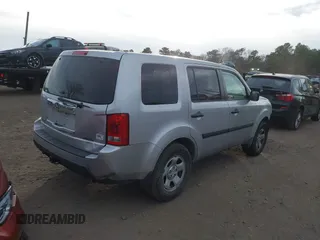 2010 Honda Pilot LX with VIN 5FNYF4H29AB002203, listed as a IAAI auction lot 40858777 with 128,621 mi miles and . Bid and sale history available at DreamBid. Image 4.