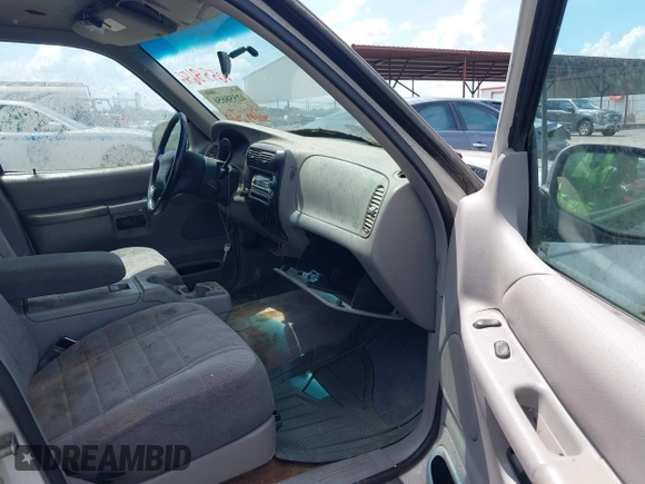 1997 Ford Explorer XL с VIN 1FMDU32X4VUA71215, выставлен на аукционе IAAI как лот 42558656 с пробегом 310 289 миль миль и . История ставок и продаж доступна на DreamBid. Изображение 5.