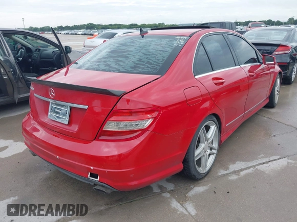 2010 Mercedes-Benz C 300 Sport z VIN WDDGF5EB5AR090186, wystawiony jako IAAI lot #42673413 z przebiegiem 195 799 mil mil oraz . Historia ofert i sprzedaży dostępna na DreamBid. Obrazek 4.