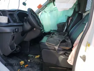 2022 Ford Transit Cargo z VIN 1FTBR1C89NKA67892, wystawiony jako Copart lot #49484705 z przebiegiem 76 174 mil mil oraz Szkoda całkowita • Salvage title. Historia ofert i sprzedaży dostępna na DreamBid. Obrazek 7.