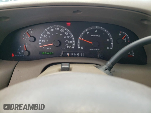 2000 Ford F-150 XL z VIN 1FTRX18L7YNB44005, wystawiony jako Copart lot #56535195 z przebiegiem 187 429 mil mil oraz Szkoda całkowita • Salvage title. Historia ofert i sprzedaży dostępna na DreamBid. Obrazek 9.