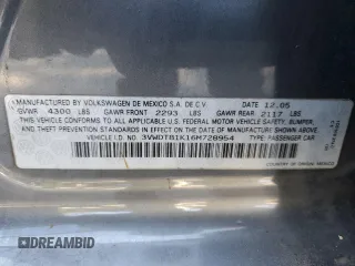 2006 Volkswagen Jetta 1.9L TDI z VIN 3VWDT81K16M728954, wystawiony jako Copart lot #60508105 z przebiegiem 116 493 mil mil oraz Szkoda całkowita • Salvage title. Historia ofert i sprzedaży dostępna na DreamBid. Obrazek 13.