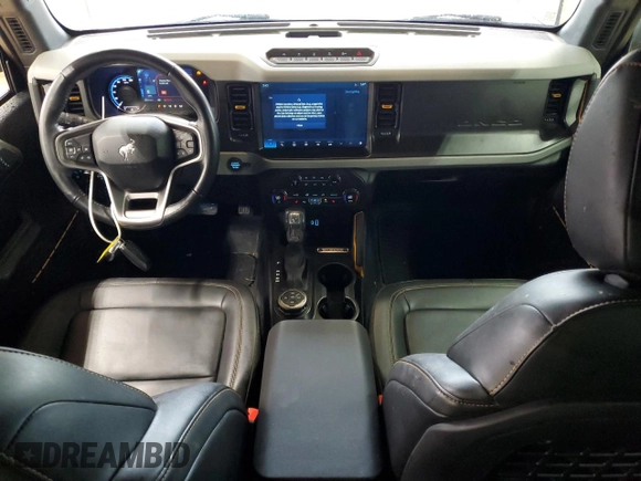 2021 Ford Bronco с VIN 1FMEE5DP9MLB06877, выставлен на аукционе Copart как лот 57254245 с пробегом 47 410 миль миль и Списание • Salvage title. История ставок и продаж доступна на DreamBid. Изображение 8.