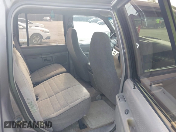1995 Ford Explorer Eddie Bauer with VIN 1FMDU32X8SUA90054, listed as a IAAI auction lot 42858544 with 248,763 mi miles and . Bid and sale history available at DreamBid. Image 8.