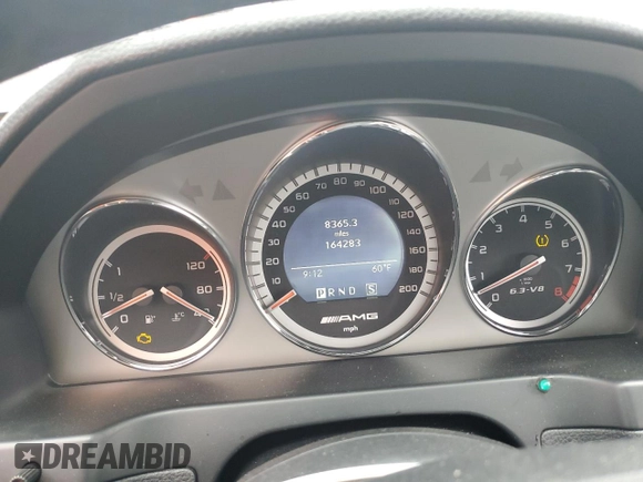 2009 Mercedes-Benz C 63 AMG with VIN WDDGF77X79F272909, listed as a Copart auction lot 53105275 with 164,283 mi miles and Clean Title. Bid and sale history available at DreamBid. Image 9.