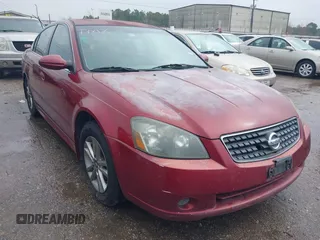 2006 Nissan Altima 2.5 with VIN 1N4AL11D96N401521, listed as a IAAI auction lot 41451401 with 233,591 mi miles. Bid and sale history available at carsss.com. Image 1.