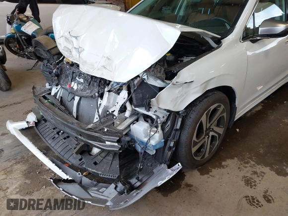 2022 Subaru Legacy Touring XT with VIN 4S3BWGP63N3003040, listed as a IAAI auction lot 42385080 with 25,199 mi miles and . Bid and sale history available at DreamBid. Image 6.