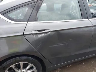 2017 Ford Fusion SE with VIN 3FA6P0H76HR326538, listed as a IAAI auction lot 41612994 with 86,319 mi miles. Bid and sale history available at carsss.com. Image 18.