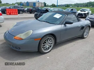 2001 Porsche Boxster с VIN WP0CA29861U620277, выставлен на аукционе IAAI как лот 42139203 с пробегом 120 788 миль миль и . История ставок и продаж доступна на DreamBid. Изображение 2.