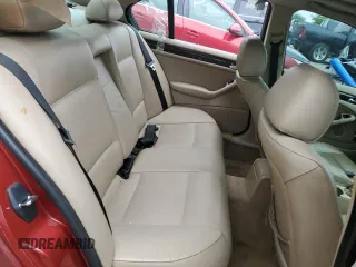 2000 BMW 3 Series 323i with VIN WBAAM3345YFP82665, listed as a Copart auction lot 59935495 with 174,688 mi miles and Salvage title. Bid and sale history available at DreamBid. Image 10.