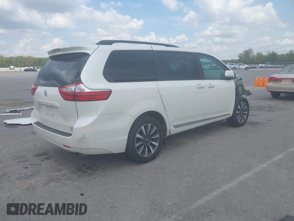 2018 Toyota Sienna XLE с VIN 5TDDZ3DC1JS200008, выставлен на аукционе IAAI как лот 42112804 с пробегом Не указан миль и . История ставок и продаж доступна на DreamBid. Изображение 4.