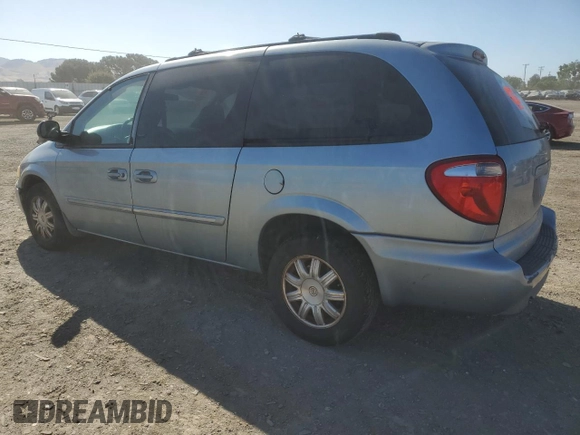 2005 Chrysler Town & Country Touring z VIN 2C4GP54L25R204100, wystawiony jako Copart lot #57632735 z przebiegiem 117 240 mil mil oraz Szkoda całkowita • Salvage title. Historia ofert i sprzedaży dostępna na DreamBid. Obrazek 2.