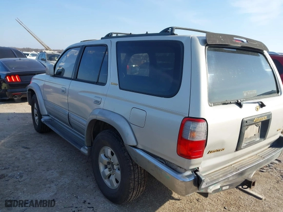 1997 Toyota 4Runner Limited with VIN JT3GN87R7V0054801, listed as a IAAI auction lot 41553918 with 247,674 mi miles. Bid and sale history available at carsss.com. Image 3.