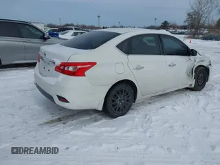 2016 Nissan Sentra S with VIN 3N1AB7AP2GL682267, listed as a IAAI auction lot 41580612 with 88,146 mi miles. Bid and sale history available at carsss.com. Image 4.