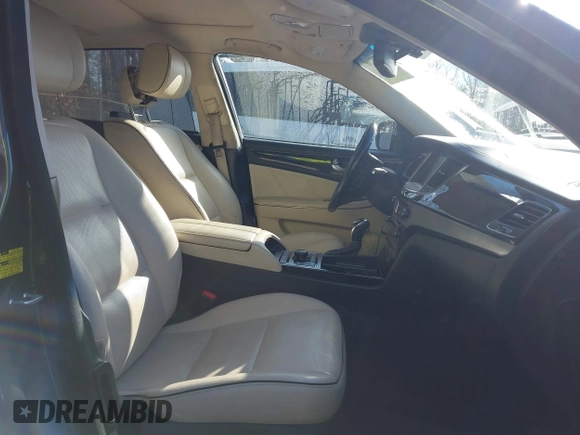 2015 Hyundai Equus Signature with VIN KMHGH4JHXFU095828, listed as a IAAI auction lot 41577881 with 173,663 mi miles and . Bid and sale history available at DreamBid. Image 5.