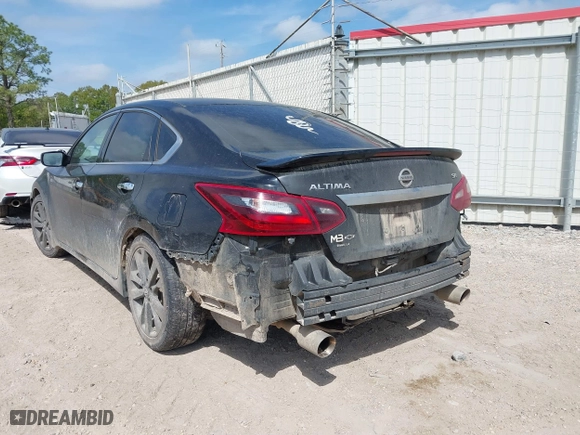 2017 Nissan Altima 2.5 SR with VIN 1N4AL3AP4HC210321, listed as a IAAI auction lot 41883034 with 139,364 mi miles. Bid and sale history available at carsss.com. Image 6.