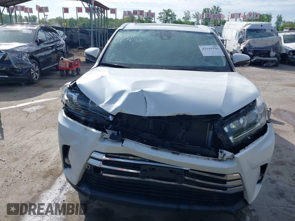 2019 Toyota Highlander Limited with VIN 5TDDZRFH8KS968209, listed as a IAAI auction lot 42141556 with 77,052 mi miles and . Bid and sale history available at DreamBid. Image 12.