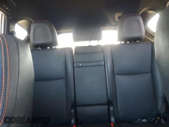2017 Toyota RAV4 SE z VIN JTMJJREV0HD141553, wystawiony jako Copart lot #83319644 z przebiegiem 155 416 mil mil oraz Szkoda całkowita • Salvage title. Historia ofert i sprzedaży dostępna na DreamBid. Obrazek 10.