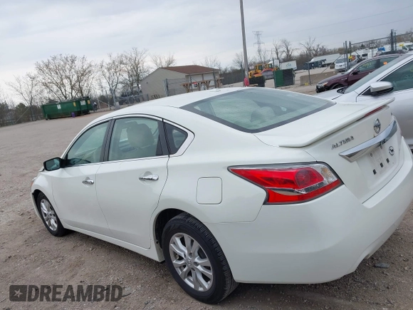 2015 Nissan Altima SV z VIN 1N4AL3AP6FC115367, wystawiony jako IAAI lot #42128044 z przebiegiem 110 383 mil mil oraz . Historia ofert i sprzedaży dostępna na DreamBid. Obrazek 14.