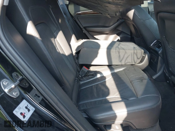 2013 Audi Q5 Premium with VIN WA1CFAFPXDA041154, listed as a IAAI auction lot 39572612 with Not provided miles and . Bid and sale history available at DreamBid. Image 8.