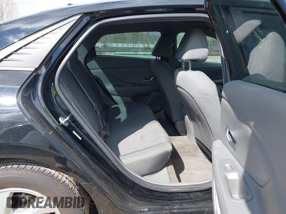 2023 Hyundai Elantra SE с VIN KMHLL4AG1PU531343, выставлен на аукционе IAAI как лот 41793011 с пробегом 78 982 миль миль и . История ставок и продаж доступна на DreamBid. Изображение 8.