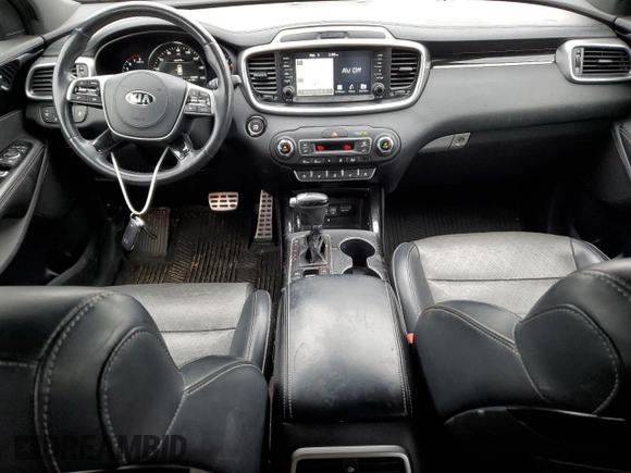 2019 Kia Sorento SX z VIN 5XYPK4A51KG591866, wystawiony jako Copart lot #47398695 z przebiegiem 119 126 mil mil oraz Szkoda całkowita • Salvage title. Historia ofert i sprzedaży dostępna na DreamBid. Obrazek 8.
