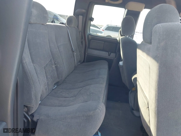2006 Chevrolet Silverado 1500 LT1 with VIN 1GCEC19VX6Z126341, listed as a IAAI auction lot 41431701 with 265,142 mi miles. Bid and sale history available at carsss.com. Image 8.