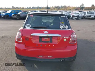 2012 MINI Hardtop with VIN WMWSU3C55CT257760, listed as a IAAI auction lot 40817805 with 63,973 mi miles and . Bid and sale history available at DreamBid. Image 17.