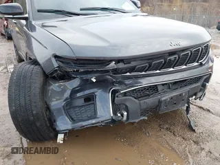 2022 Jeep Grand Cherokee Overland with VIN 1C4RJHDG1N8605700, listed as a IAAI auction lot 41475738 with 46,302 mi miles and . Bid and sale history available at DreamBid. Image 6.