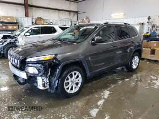 2016 Jeep Cherokee Latitude with VIN 1C4PJMCS4GW239803, listed as a Copart auction lot 49845735 with 104,306 mi miles and Salvage Title. Bid and sale history available at carsss.com. Image 1.