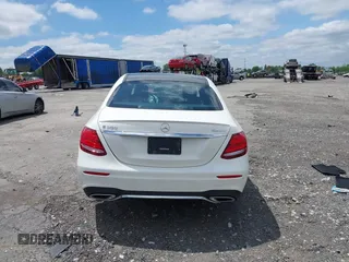 2019 Mercedes-Benz E 300 with VIN WDDZF4KB3KA525715, listed as a IAAI auction lot 42296724 with 62,730 mi miles and . Bid and sale history available at DreamBid. Image 16.