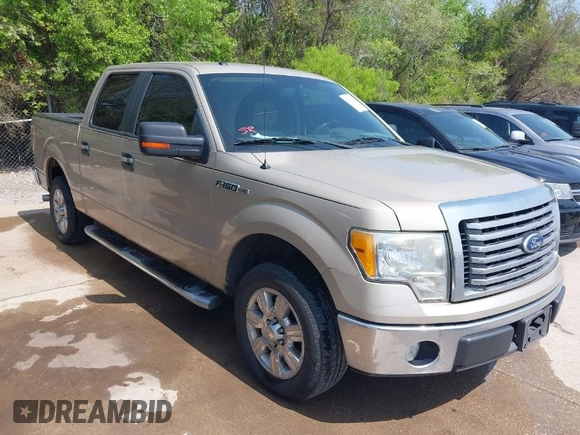 2010 Ford F-150 XL with VIN 1FTEW1C87AFD11189, listed as a IAAI auction lot 41927400 with 143,851 mi miles. Bid and sale history available at carsss.com. Image 1.