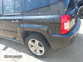 2008 Jeep Patriot Sport with VIN 1J8FF28W58D543970, listed as a IAAI auction lot 42577470 with 135,488 mi miles and . Bid and sale history available at DreamBid. Image 6.