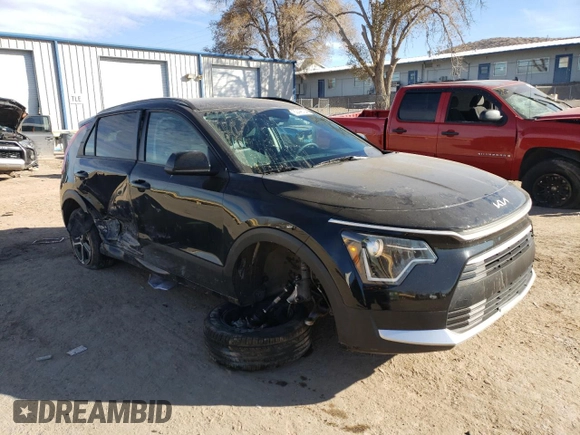 2023 Kia Niro LX with VIN KNDCP3LE7P5089130, listed as a Copart auction lot 82448724 with 15,793 mi miles and Salvage Title. Bid and sale history available at carsss.com. Image 4.
