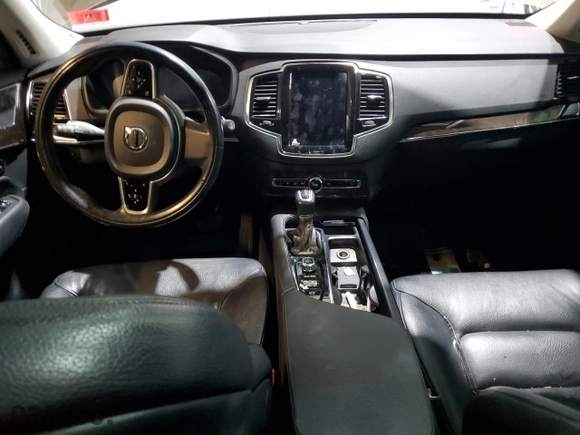 2016 Volvo XC90 T6 Momentum with VIN YV4A22PK8G1025411, listed as a Copart auction lot 82017324 with 0 mi miles and Salvage Title. Bid and sale history available at carsss.com. Image 8.