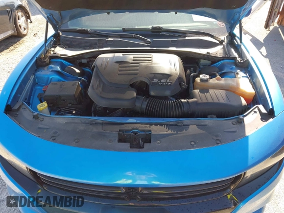 2015 Dodge Charger SXT with VIN 2C3CDXHG1FH866598, listed as a IAAI auction lot 41944761 with 201,163 mi miles and . Bid and sale history available at DreamBid. Image 10.