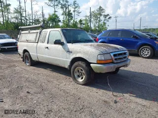 1999 Ford Ranger XL with VIN 1FTYR14V5XPA95547, listed as a IAAI auction lot 41928536 with 119,637 mi miles. Bid and sale history available at carsss.com. Image 1.