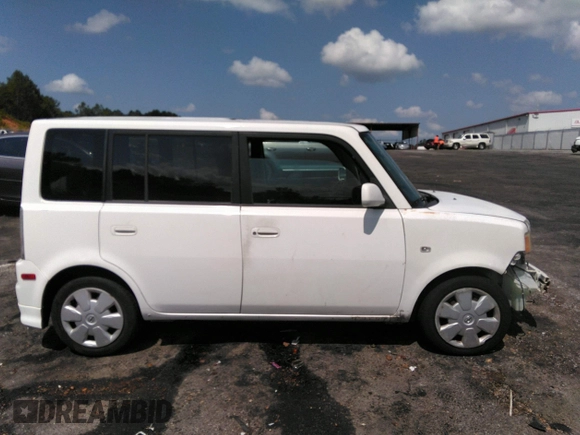 2006 Scion xB with VIN JTLKT324864101956, listed as a IAAI auction lot 37150381 with 250,574 mi miles. Bid and sale history available at carsss.com. Image 14.