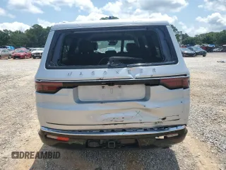 2024 Jeep Wagoneer Series II z VIN 1C4SJRBP0RS120323, wystawiony jako Copart lot #57399555 z przebiegiem 28 006 mil mil oraz Tytuł czysty. Historia ofert i sprzedaży dostępna na DreamBid. Obrazek 6.