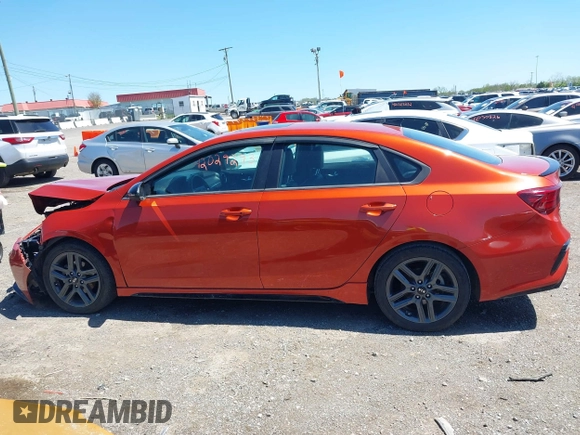 2021 Kia Forte GT-Line with VIN 3KPF34AD6ME380257, listed as a IAAI auction lot 42029293 with 60,469 mi miles and . Bid and sale history available at carsss.com. Image 14.