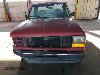 1992 Ford Ranger with VIN 1FTCR10A0NUC04489, listed as a Copart auction lot 71585134 with 58,152 mi miles and Salvage Title. Bid and sale history available at carsss.com. Image 5.