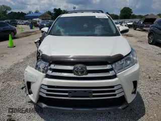 2018 Toyota Highlander LE with VIN 5TDZZRFH9JS267392, listed as a Copart auction lot 58859525 with 145,641 mi miles and Salvage title. Bid and sale history available at DreamBid. Image 5.
