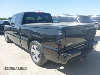 2007 Chevrolet Silverado SS z VIN 2GCEC19N071113401, wystawiony jako IAAI lot #42307590 z przebiegiem 199 687 mil mil oraz . Historia ofert i sprzedaży dostępna na DreamBid. Obrazek 3.