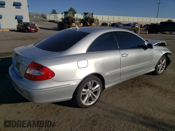 2008 Mercedes-Benz CLK 350 with VIN WDBTJ56H48F237022, listed as a Copart auction lot 73179984 with 115,737 mi miles and Salvage Title. Bid and sale history available at DreamBid. Image 3.