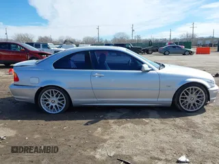2001 BMW 3 Series 330Ci with VIN WBABN534X1JU35879, listed as a IAAI auction lot 41596963 with 206,953 mi miles. Bid and sale history available at carsss.com. Image 14.